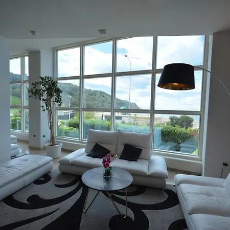 Otel Baia Flaminia 4*