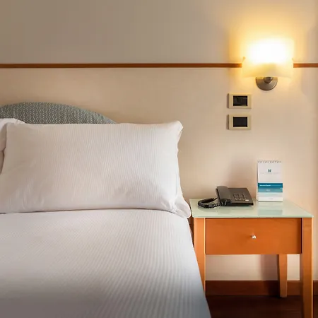 Baia Flaminia Otel Pesaro