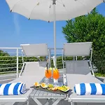 Baia Flaminia Hotel