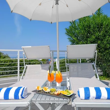 Baia Flaminia Hotell
