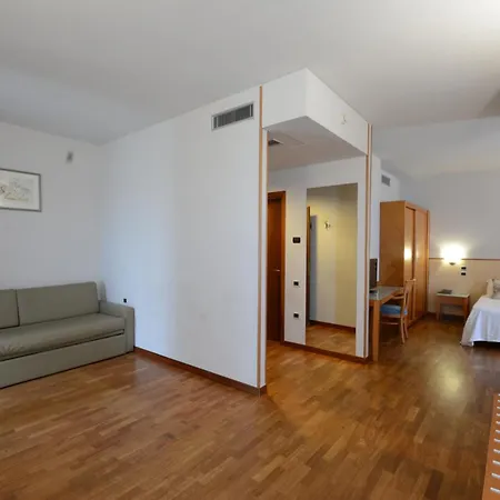 Baia Flaminia 4*