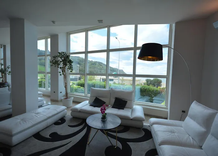 Hotel Baia Flaminia 4*